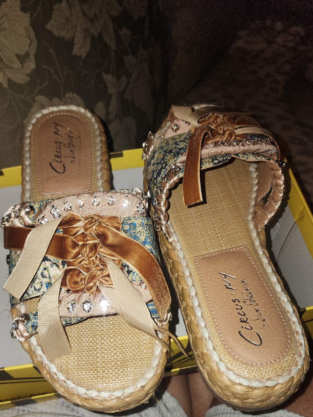 Sam Edelman Circus NY Wyatt Saphire Multi Sandals